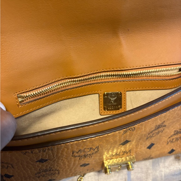 Millie Flap Visetos MCM - Picture 3 of 6